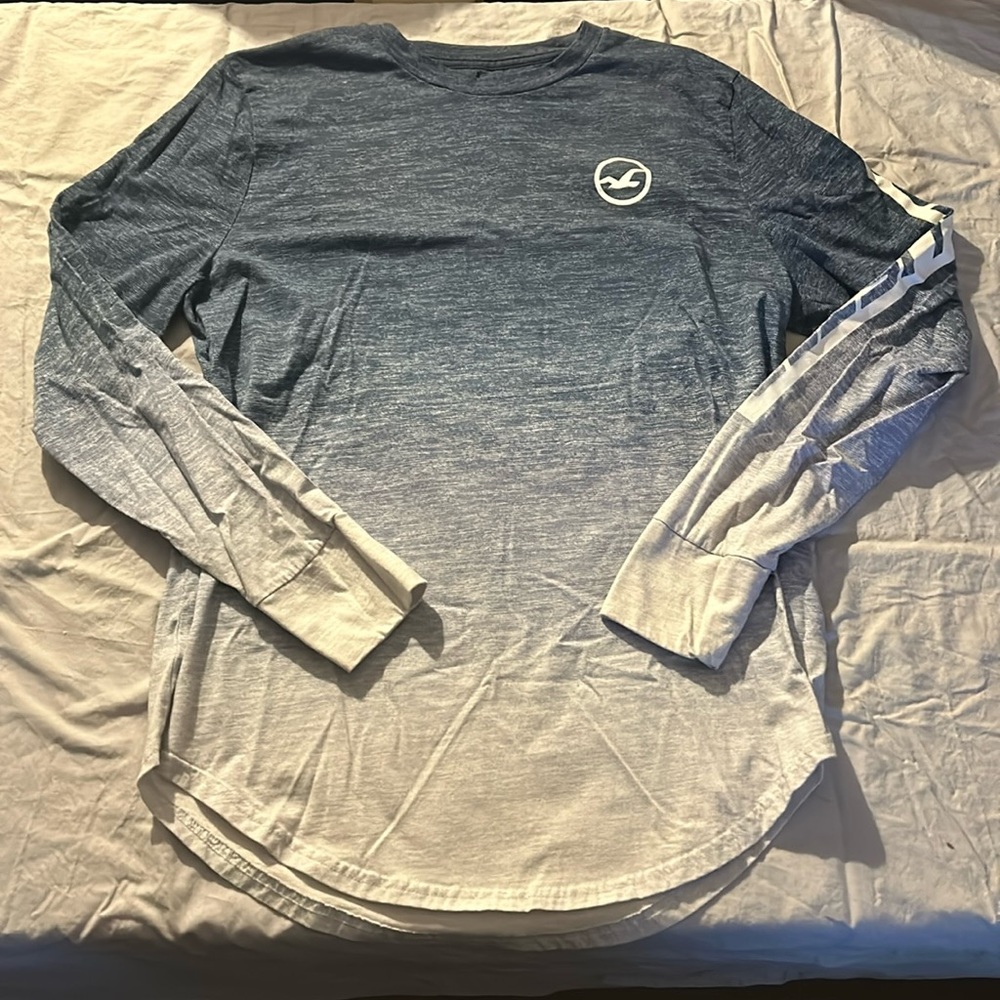 Hollister Tee
